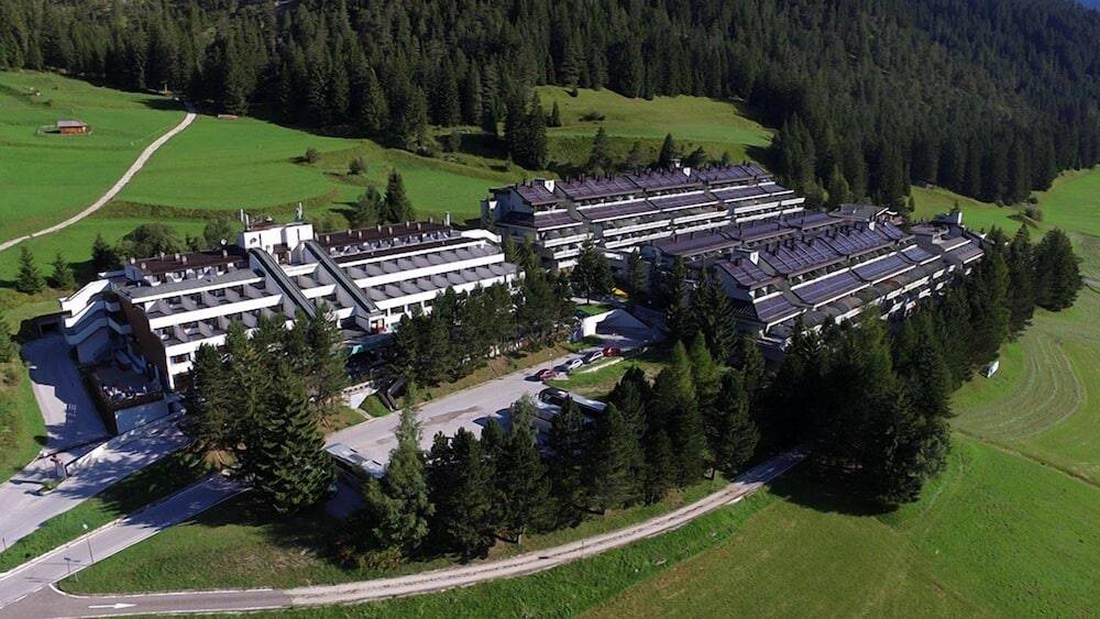 Hotel Club Regina E Fassa 1