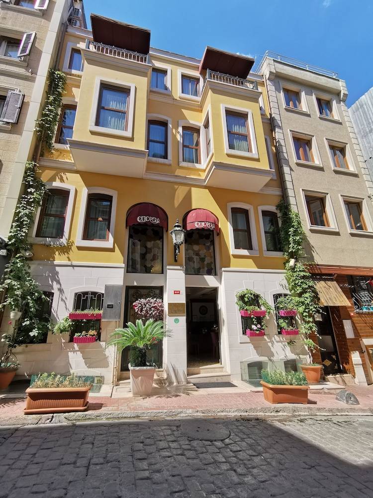 Ottopera Hotel 1