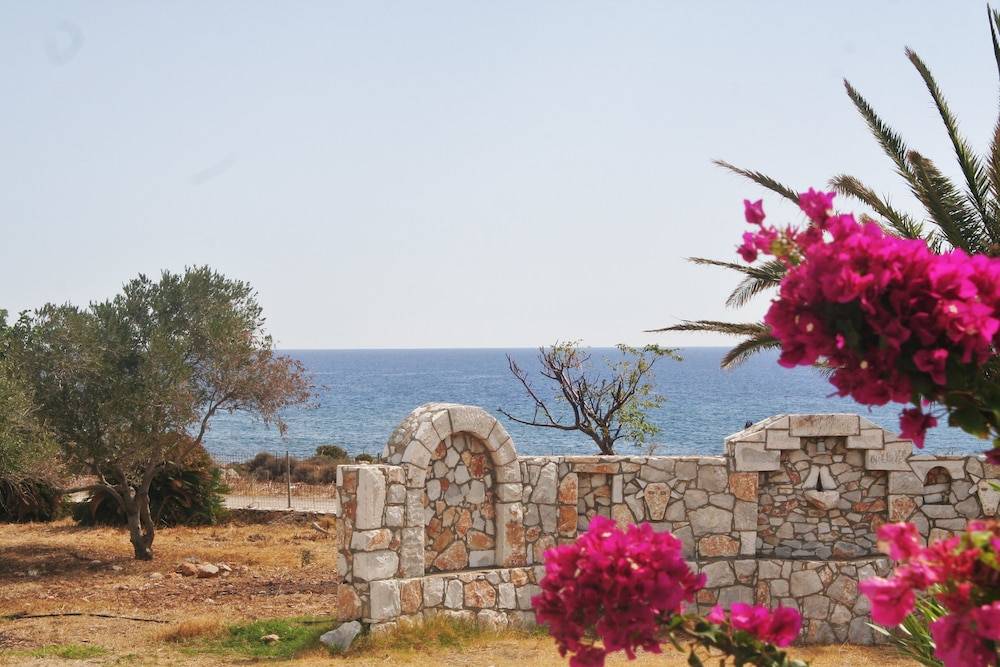 Serenity Hideaway 2