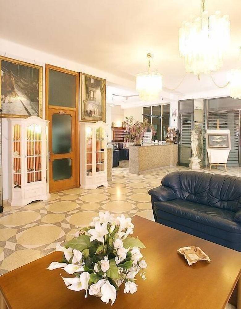 Racar Hotel 2
