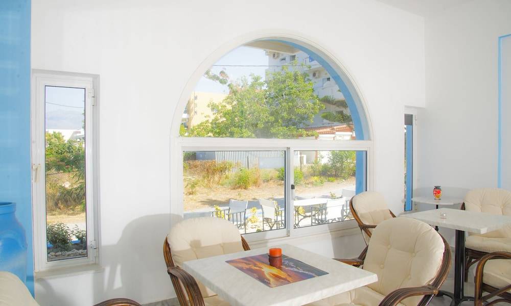 Arlen Beach Hotel 2