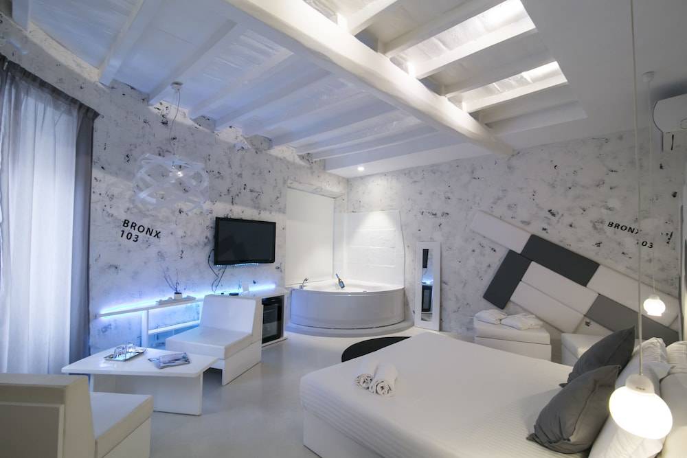 Design&Art Pie' - Elegant Rooms Near the Pantheon, Calm & Central Stay 1