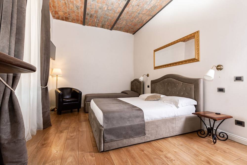 Casa Bolognetti 1