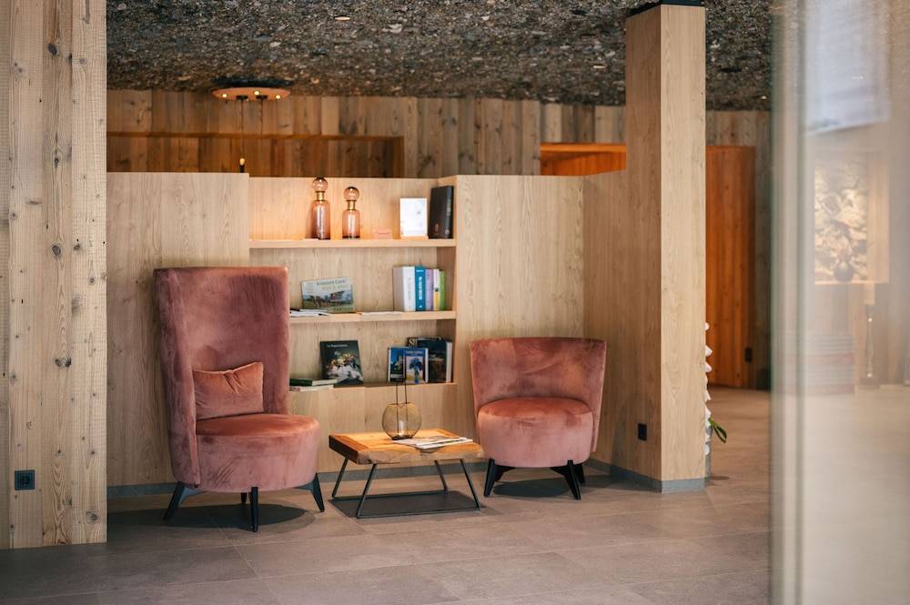 Weingut & Genusshotel Spitalerhof Superior 2