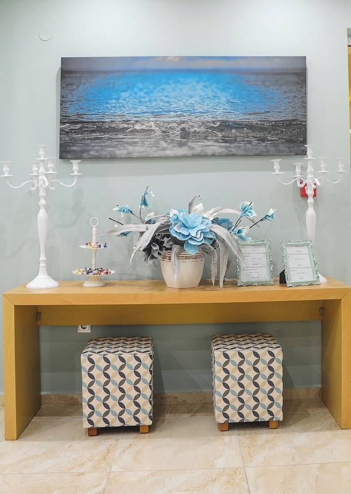 Hotel Tropical 2