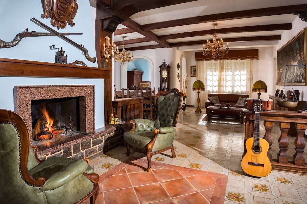La Villa 1