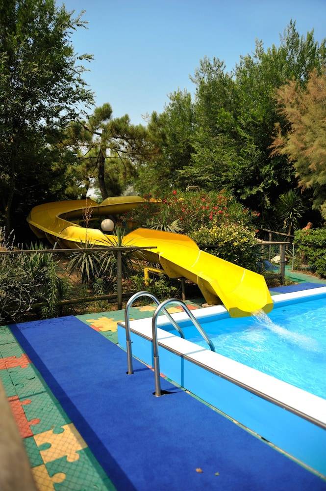 Holiday Center Valdor 1