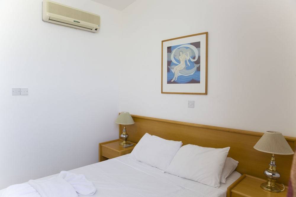 Eliofos Elegant Maisonettes 2