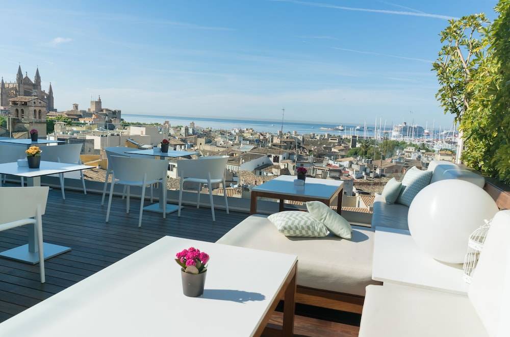 Hotel Almudaina 1