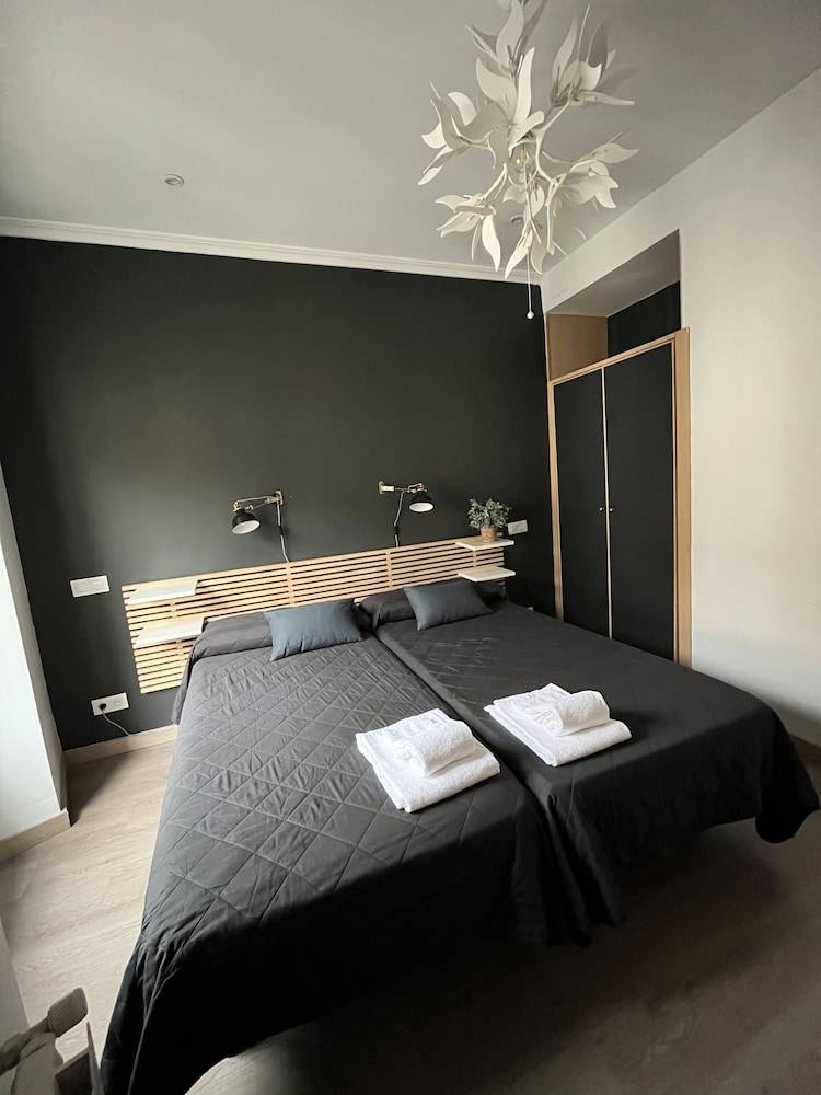Hostal Inter Plaza Mayor AUTO CHECK IN 1