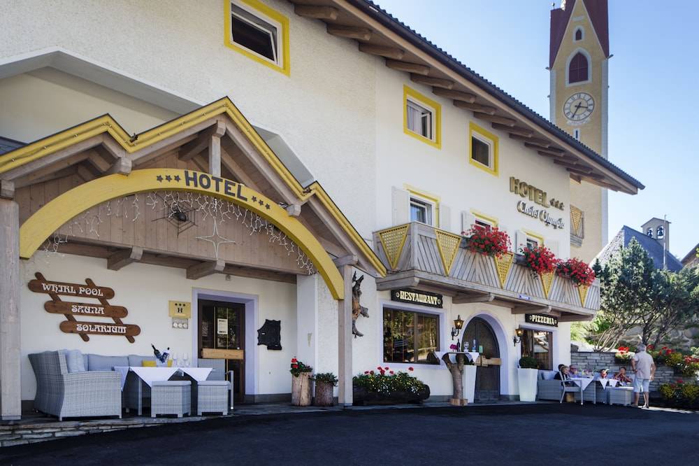 Hotel Chalet Olympia 1