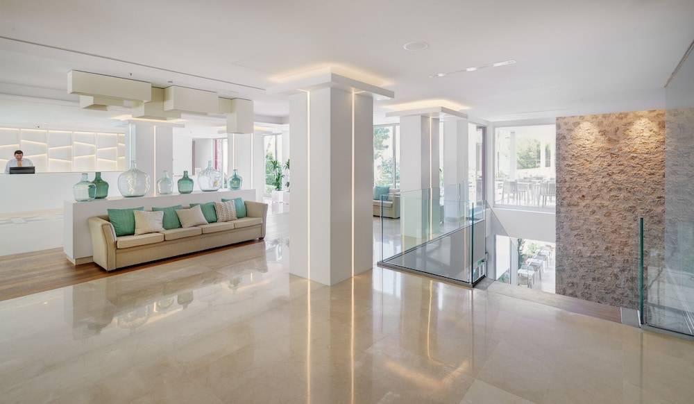 Hipotels Bahia Cala Millor - Adults Only 2