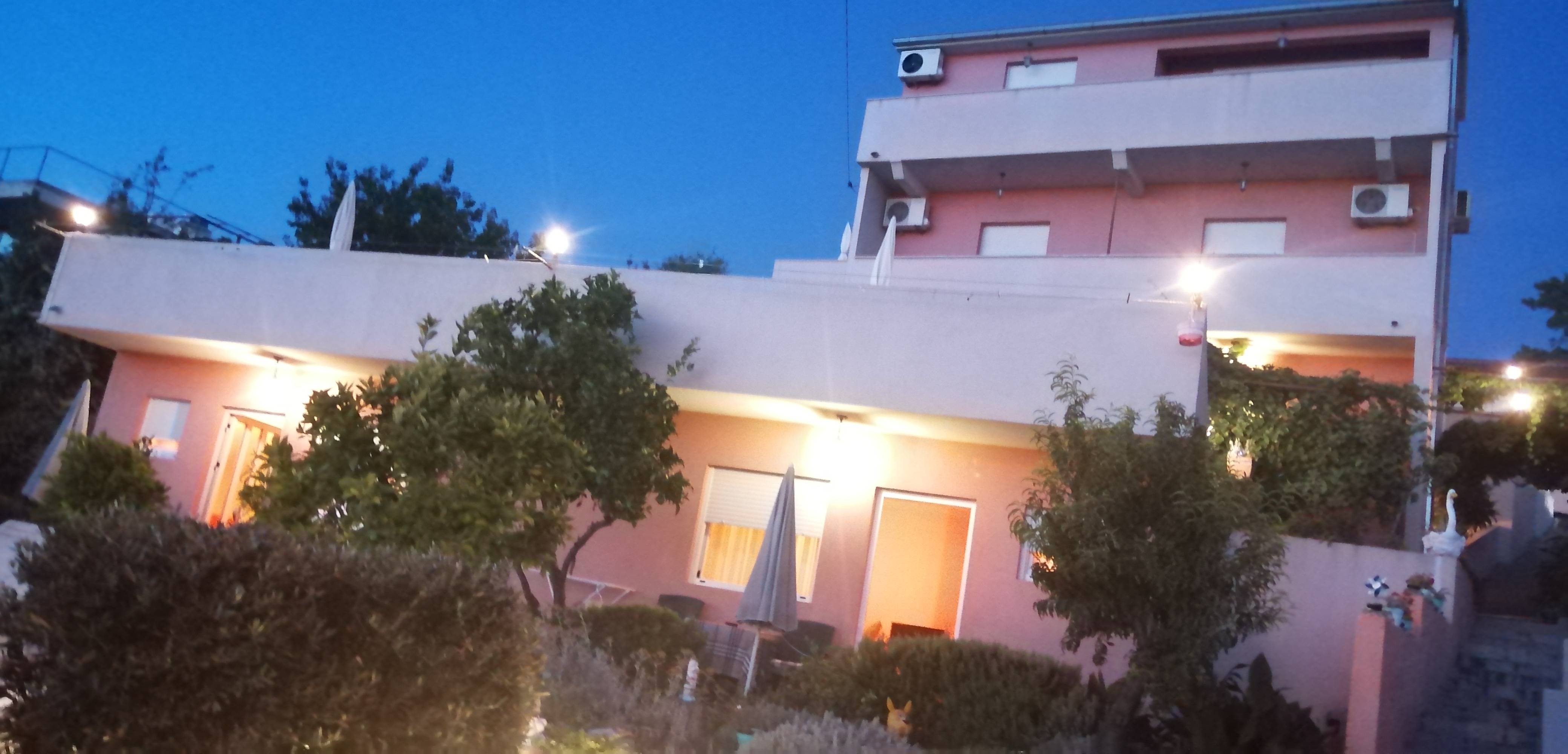 Villa Luketa 2