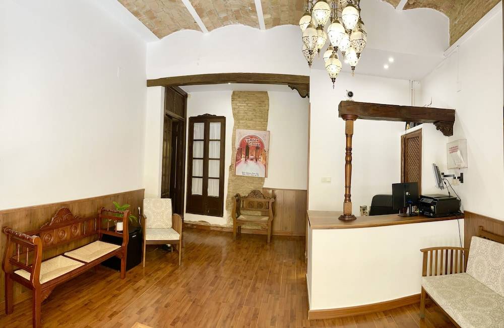 Arteaga Hostal & Baños Arabes Elvira 2
