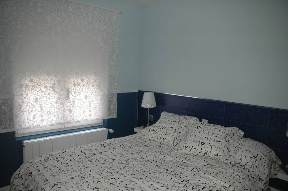 Hostal Vintage Santander 2