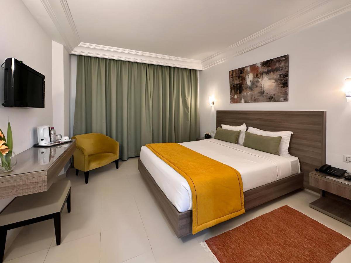 El Oumara Hotel 2