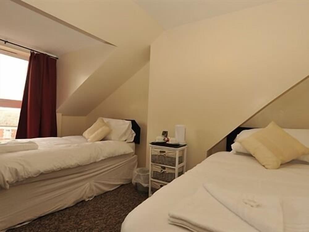 Gail’s Guest House 2