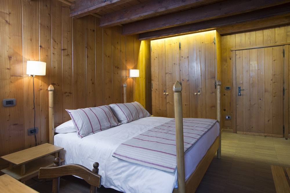 Albergo Ristorante Bucaneve 1