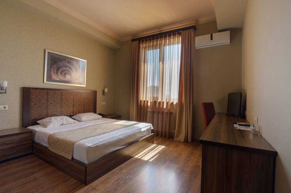 Kantar Hotel 1