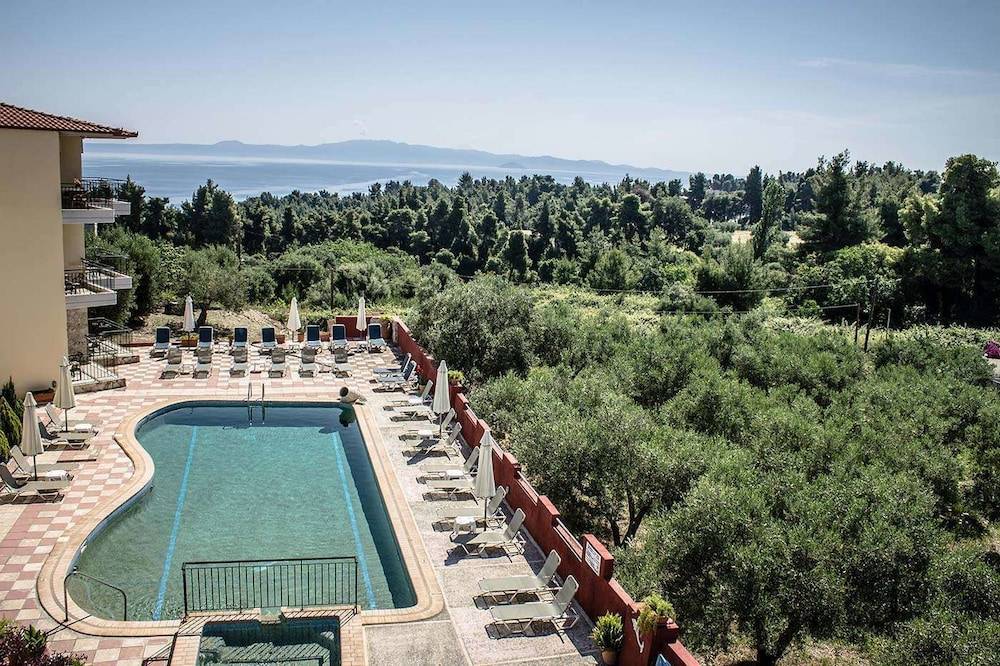 Ilios Hotel 1