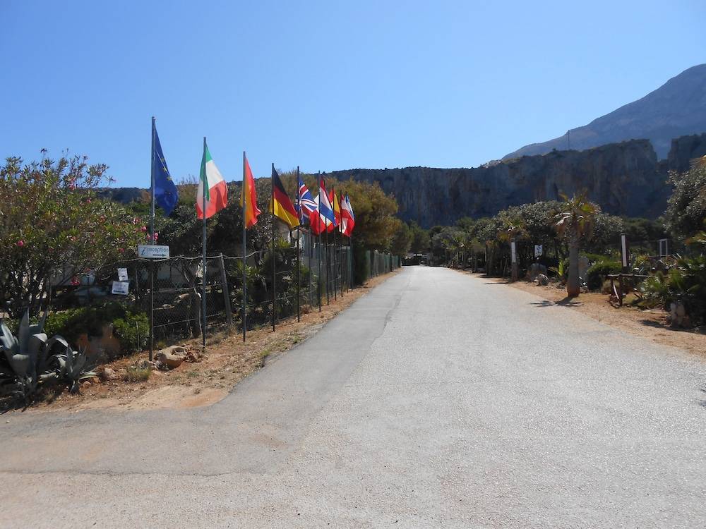 Happy Camp Mobile Homes in El-Bahira Camping Village 2