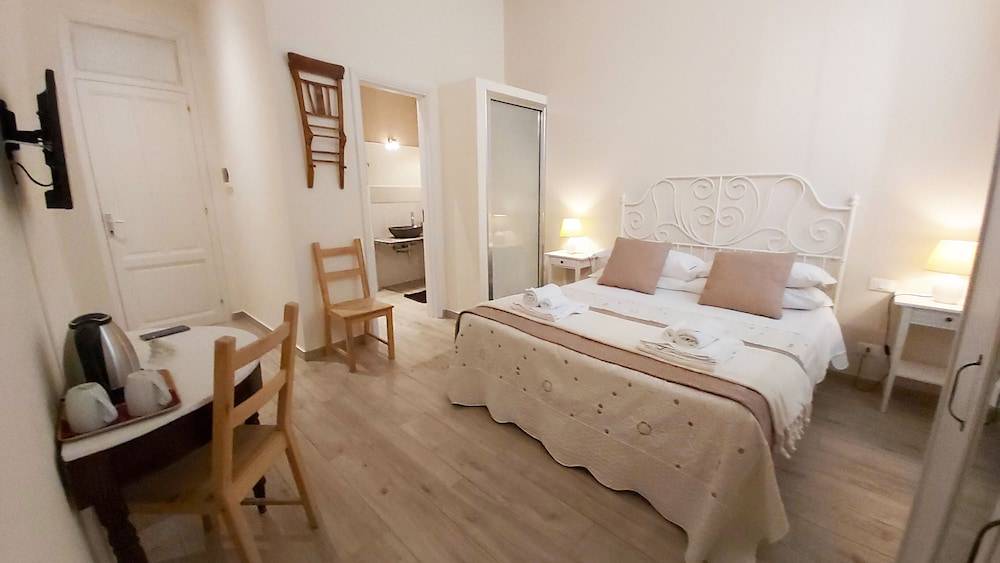 Rooms and Breakfast GranVeliero 1