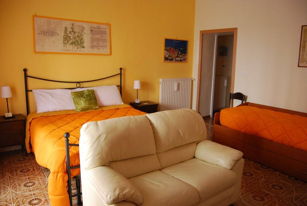 Bed and Breakfast Casa Mariella 1