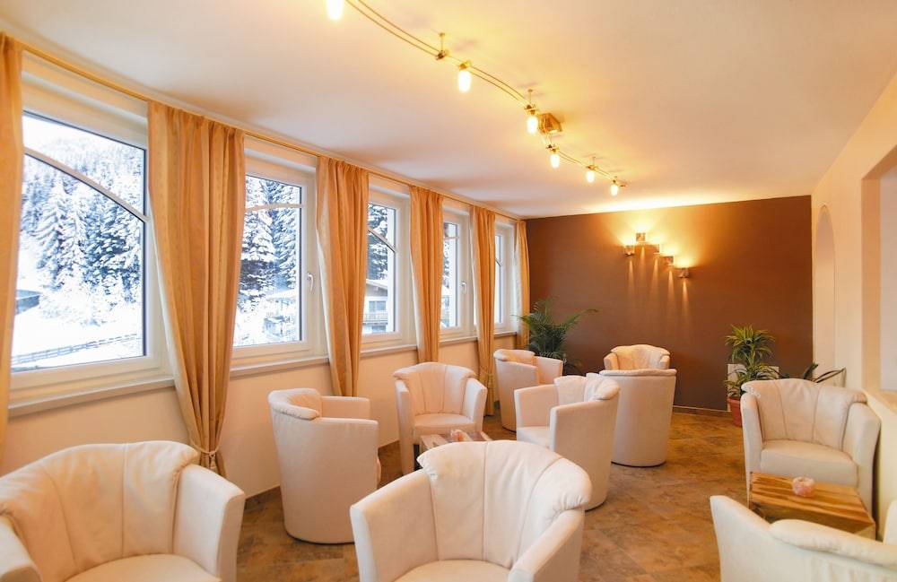 Alpenherz Hotel Garni 2