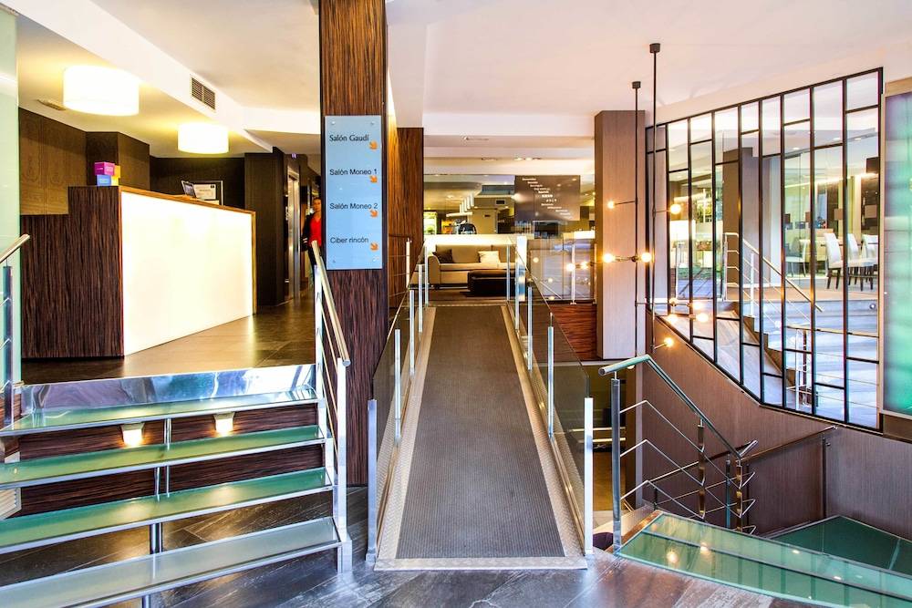 Hotel Plaza 2
