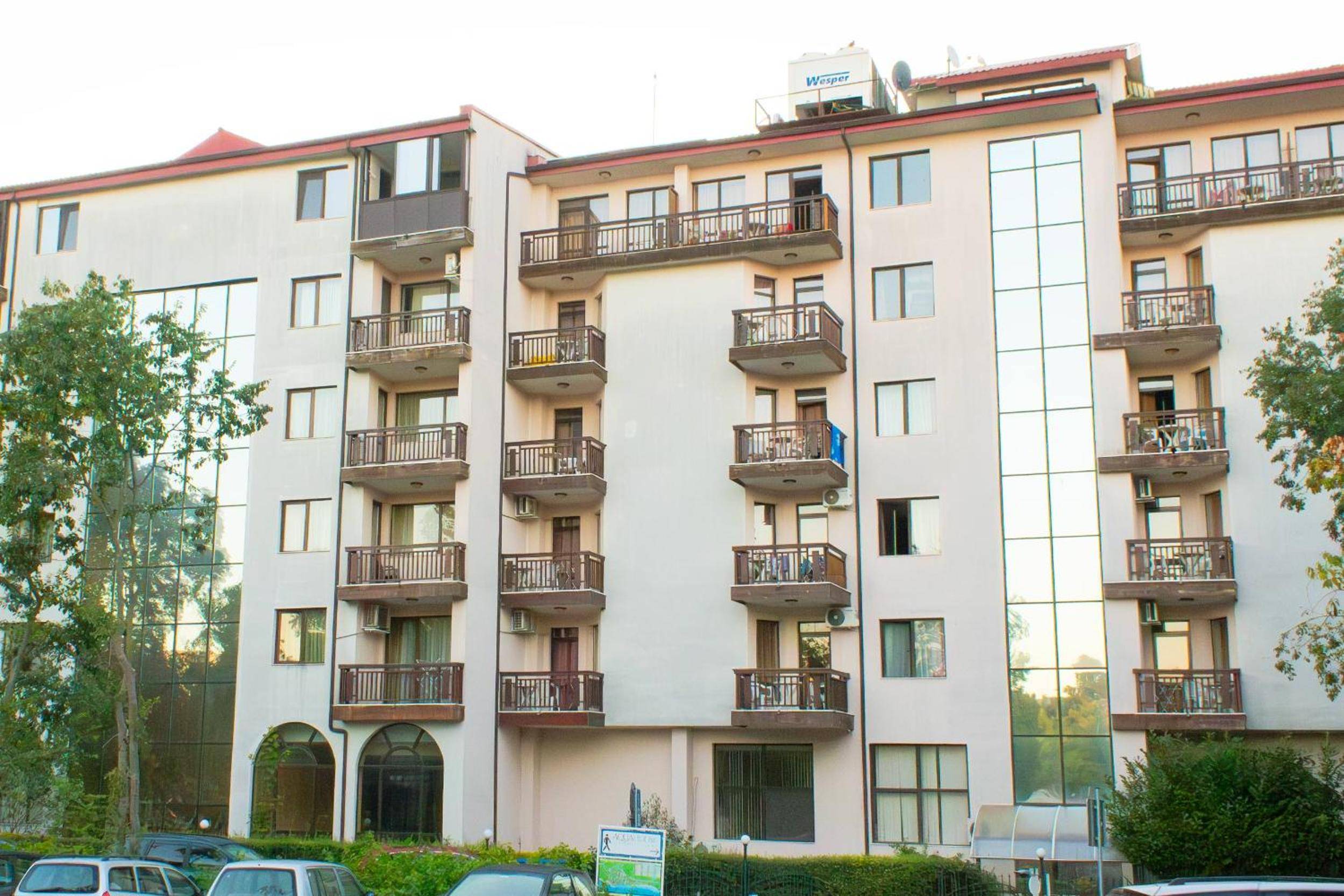 Estreya Residence Hotel 1