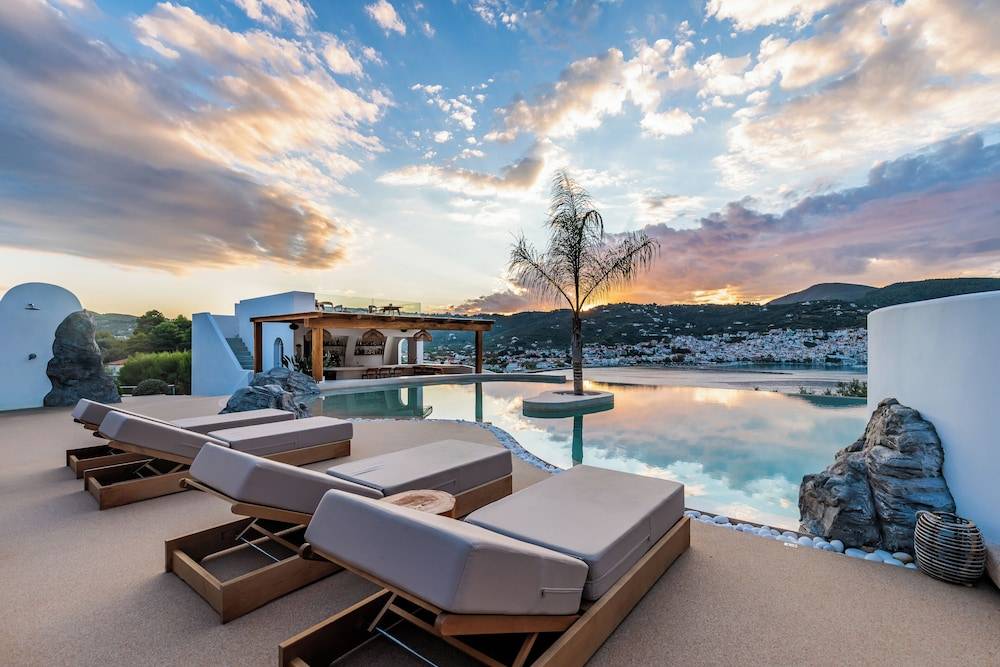Evlalia Studios & Villas 1