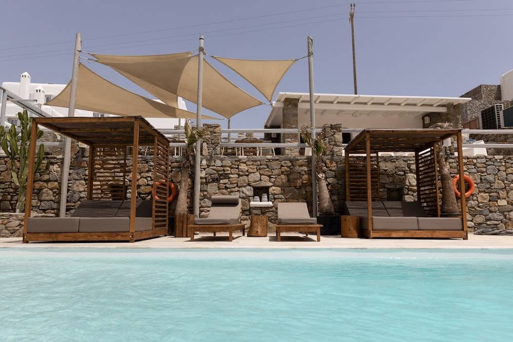 Senses Luxury Suites & Villas 1