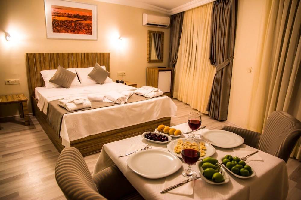 Berlin Hotel Nisantasi 1