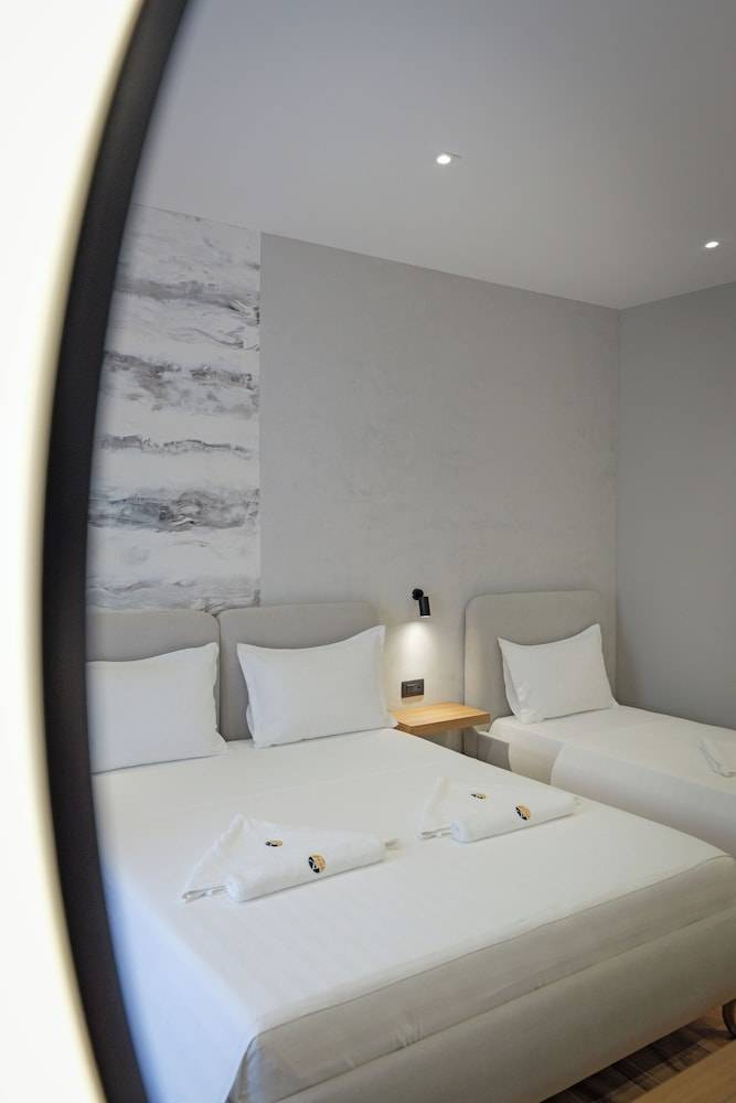 Hotel Kroi 2