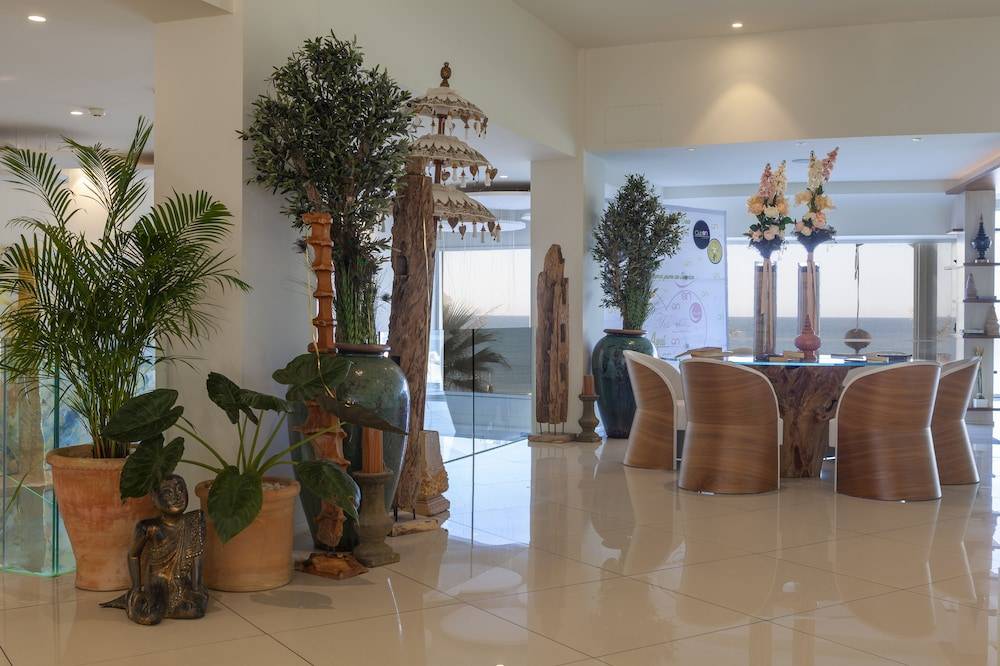 ON Hotels Oceanfront Adults Designed 2