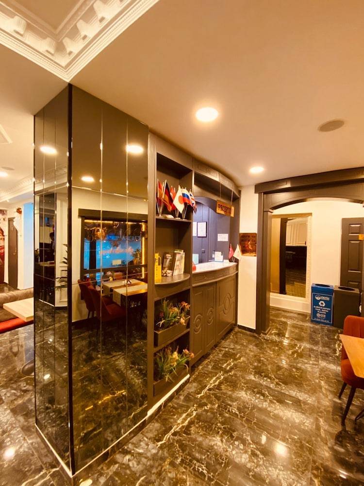 Adora Hotel 2