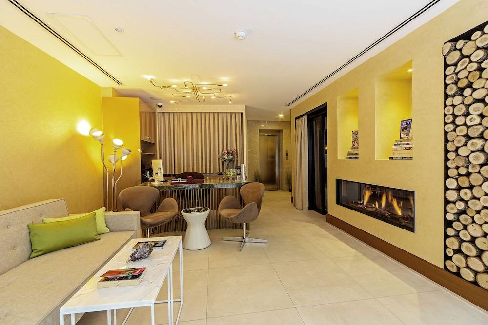 Barbera Hotel 2