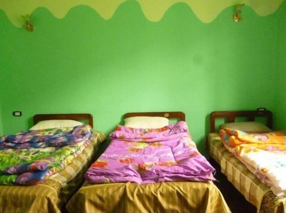 Safary Hotel 1