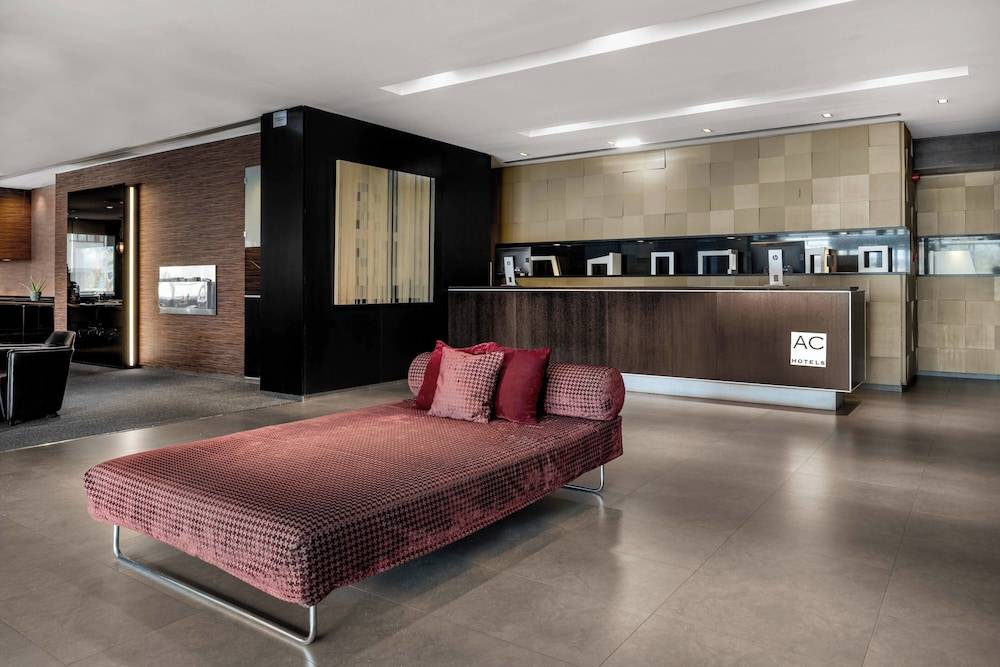 AC Hotel Gijón by Marriott 2