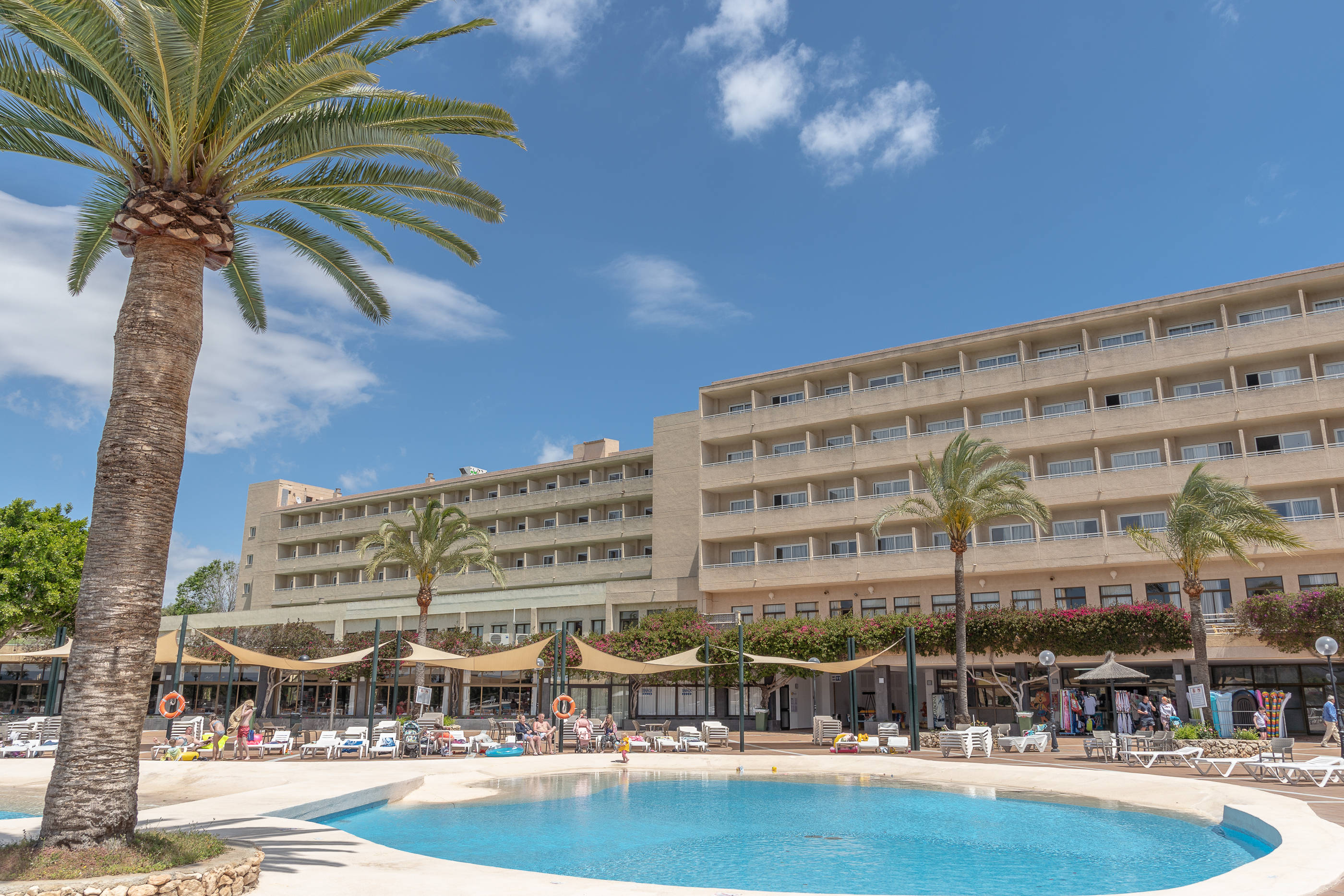 Hotel Club Cala Romani 2