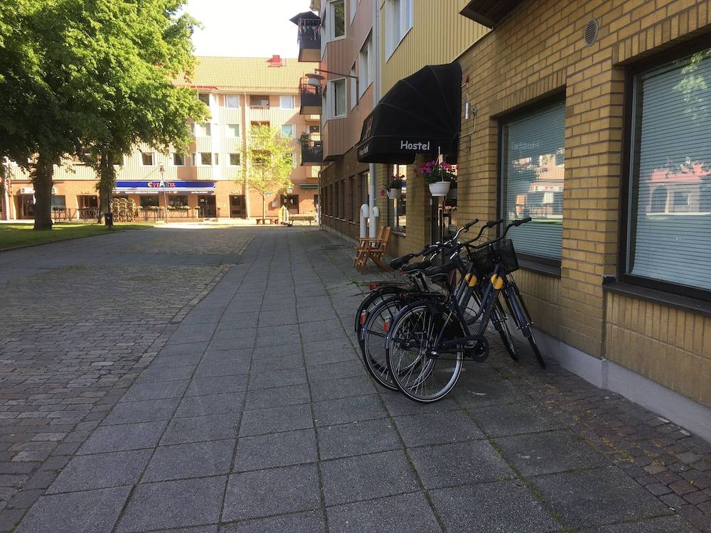 Hostel Snoozemore 1