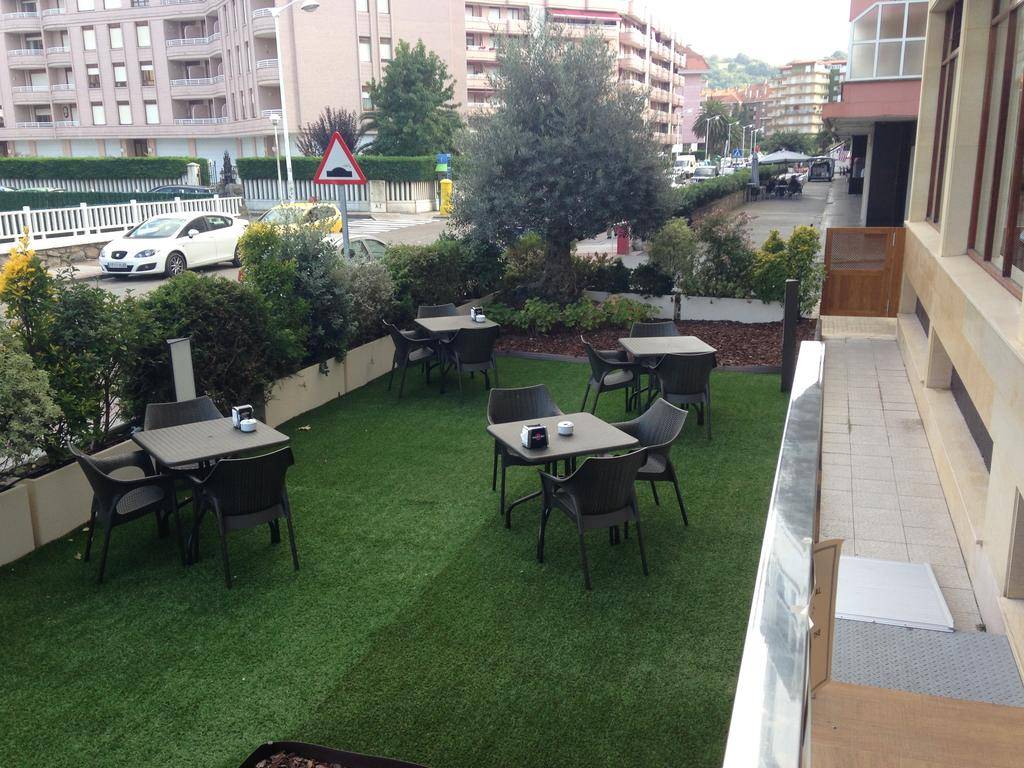 Las Rocas Playa Hotel 2