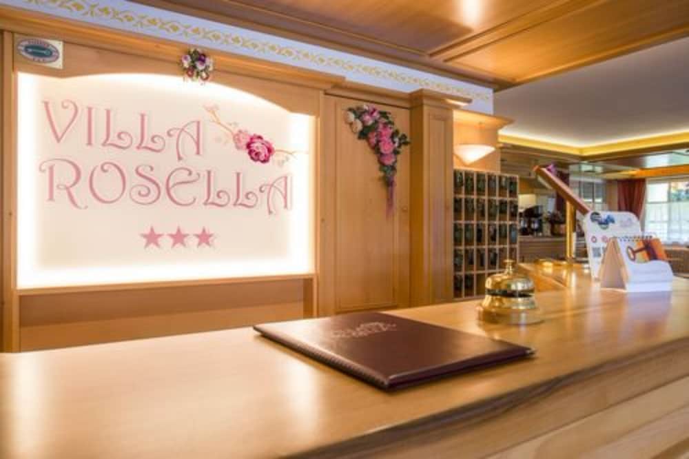Hotel Villa Rosella Park & Wellness 2