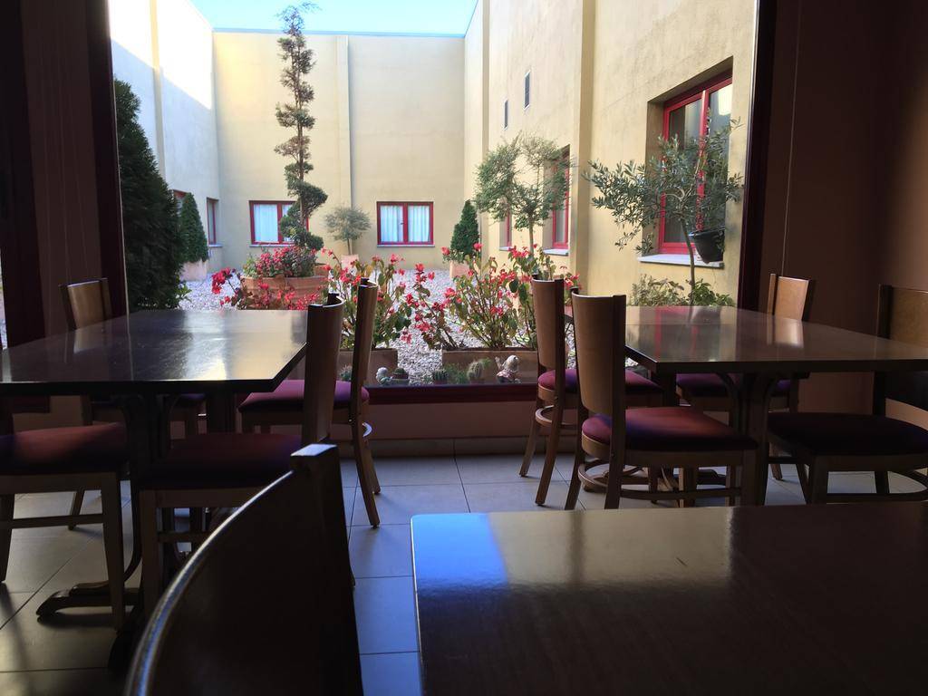 Hotel Jonquera 2