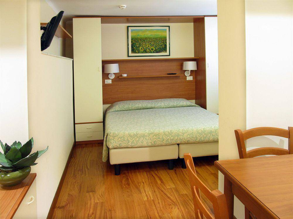 Rex Hotel Residence 2