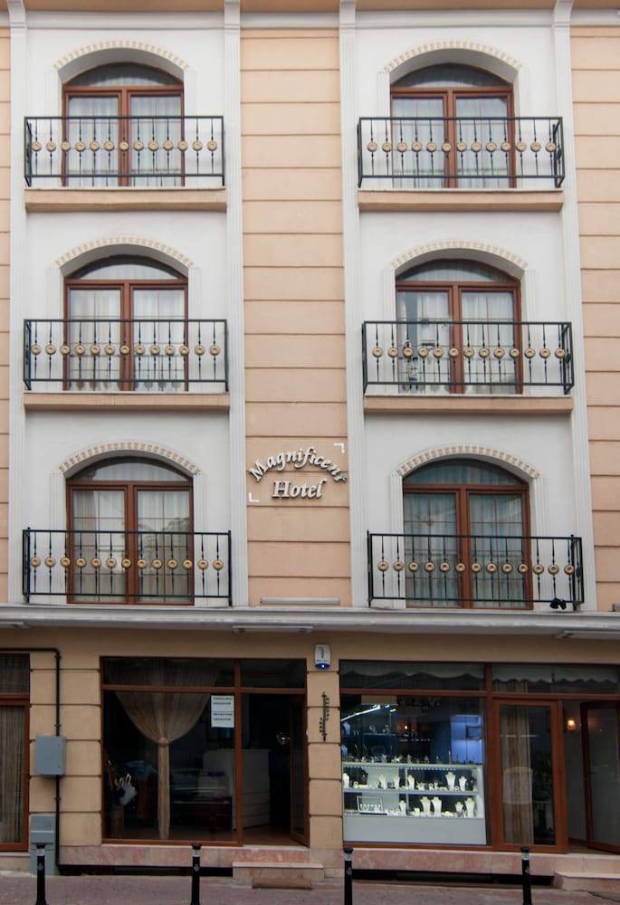 Magnificent Hotel 1