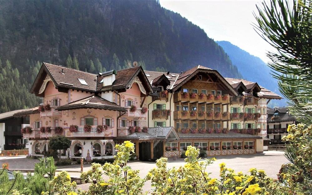 Hotel Soreghes Gran Chalet 1