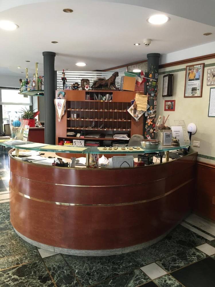 Hotel Centrale 2