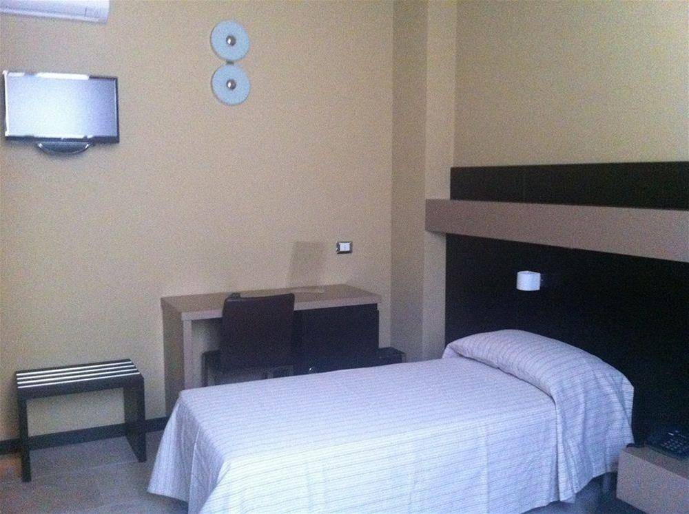 Melqart Hotel 1