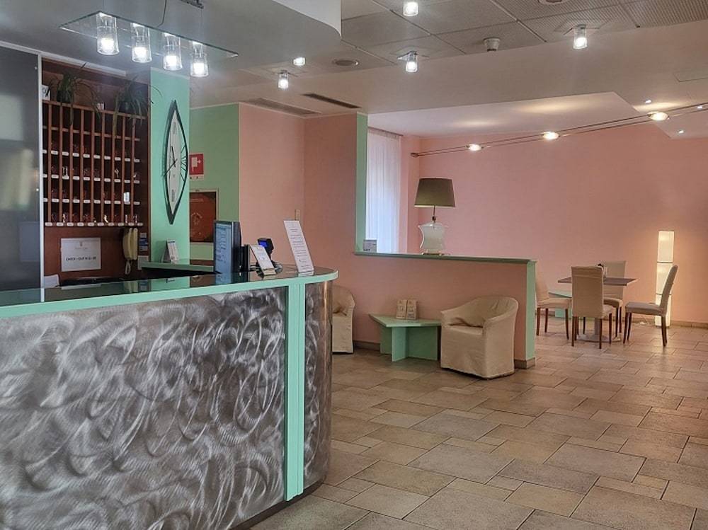 Hotel Lux 1